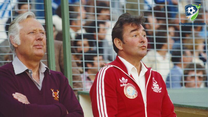 Brian Clough tạo nên kỳ tích cho Nottingham Forest