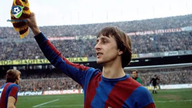 Johan Cruyff - Huyền thoại đã thay đổi tư duy chiến thuật, đặt nền móng cho bóng đá tổng lực 