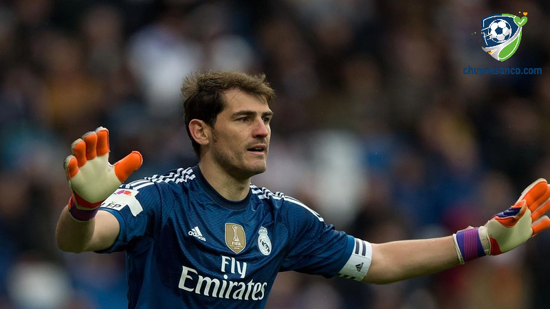 Thủ môn Iker Casillas